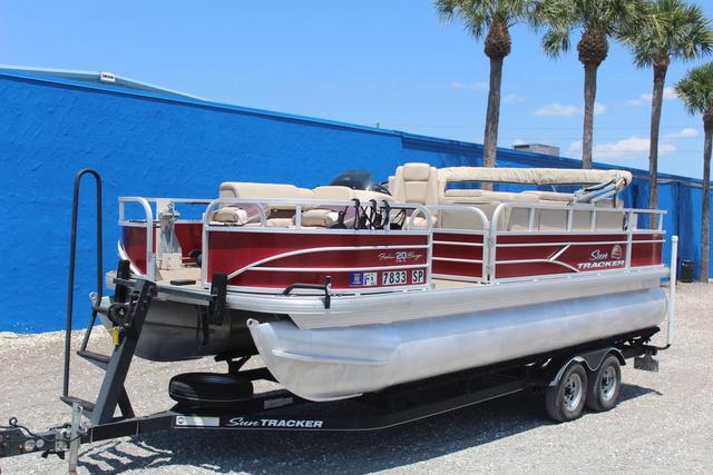 2019 Sun Tracker Fishin' Barge 20 DLX