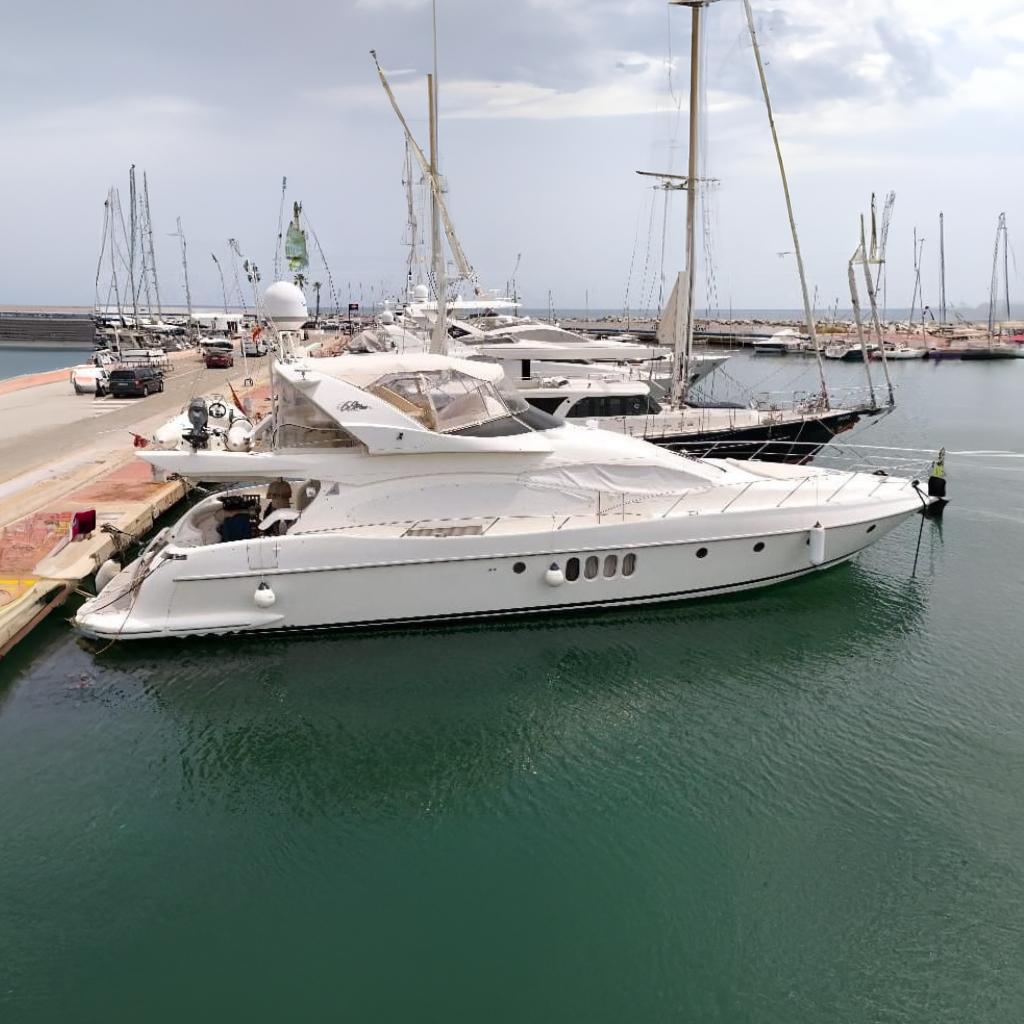2002 Azimut 68 Plus