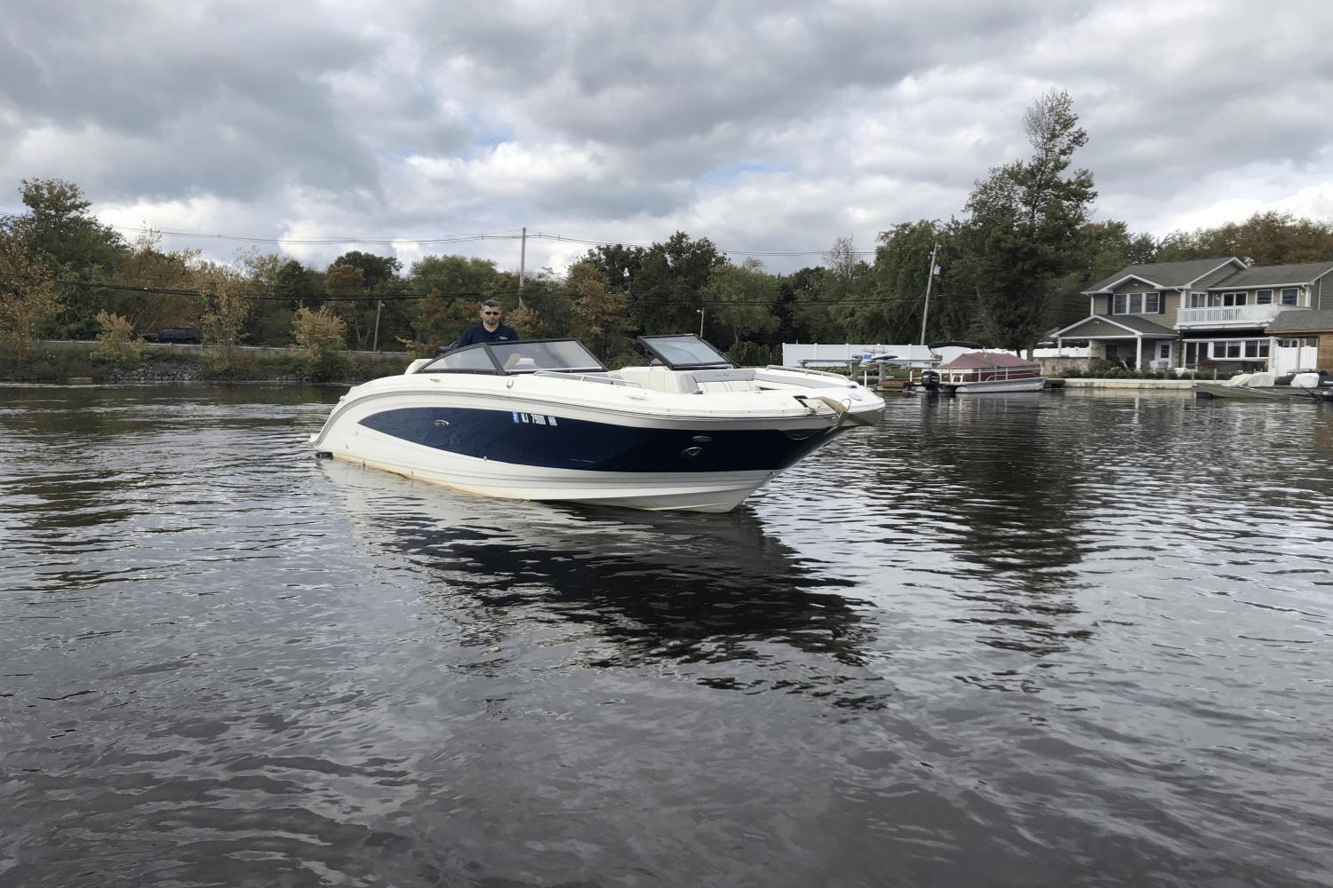 Sea Ray 290 Sundeck