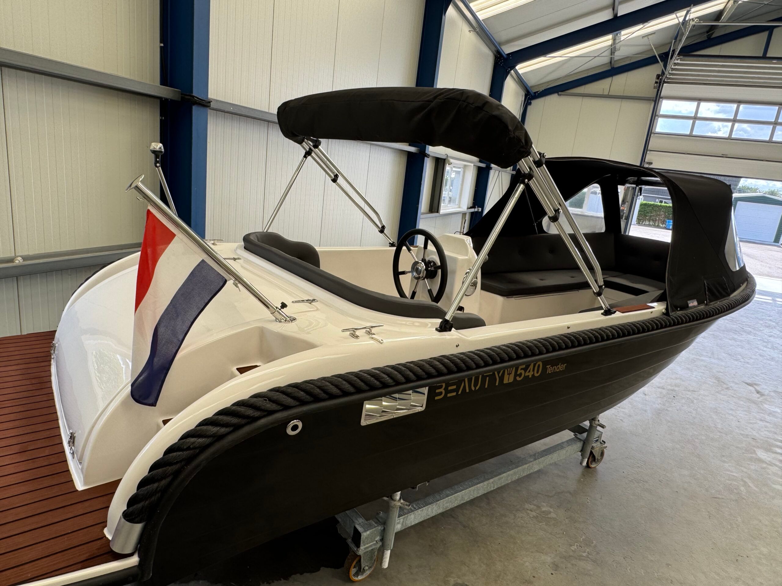 2023 Beauty 540 Tender sloep