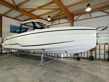 2025 Wellcraft 38 T-Top