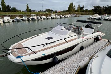 2020 Beneteau Flyer 8 SUNdeck