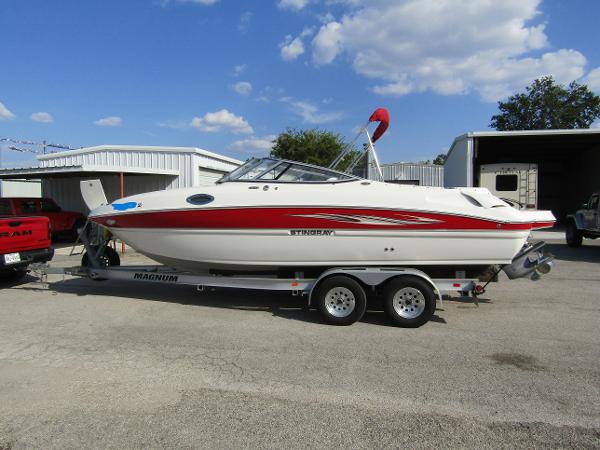 Stingray 235 DR