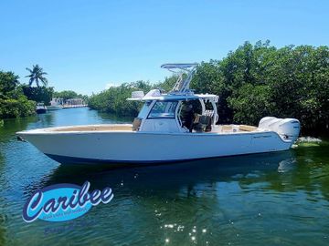 2025 Sportsman Open 352 Center Console