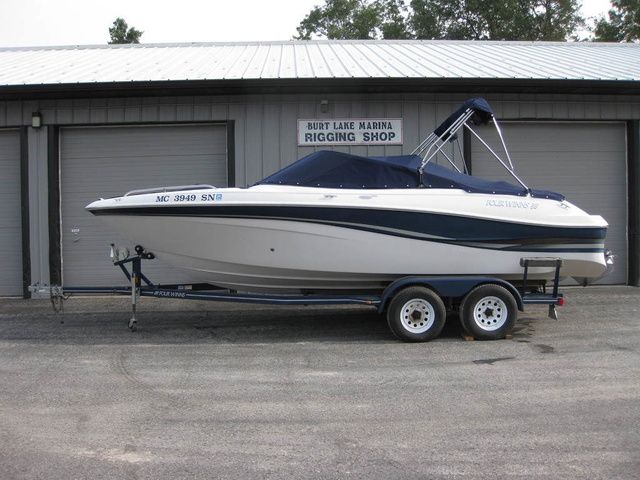 Four Winns 220 HORIZON I/O W/TRAILER, 280HP VOLVO PENTA 5.7 G