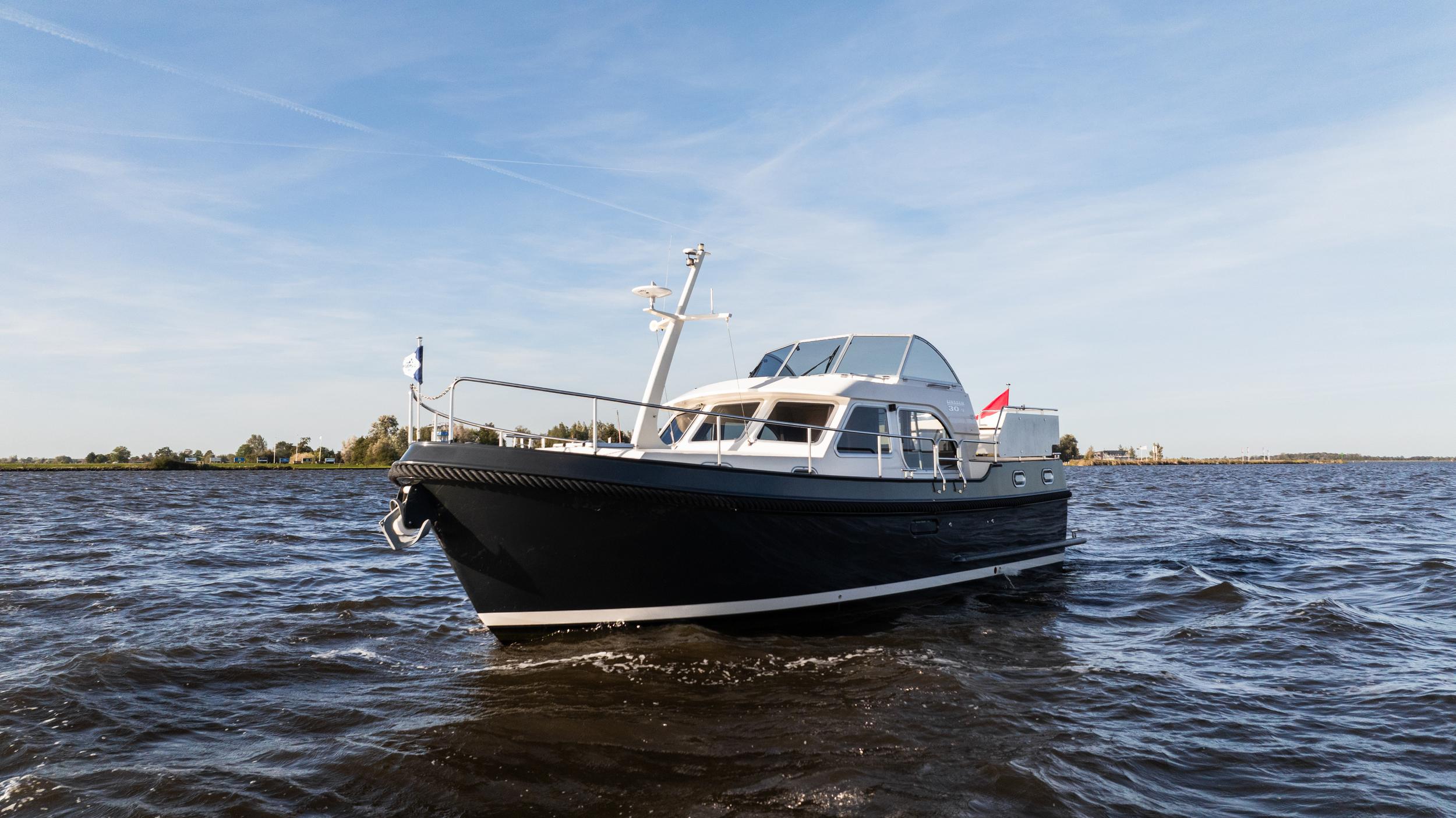 Linssen Grand Sturdy 30.9 AC Brilliant Edition