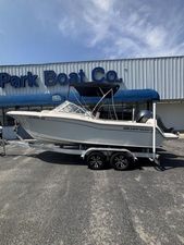 Grady-White Freedom 215