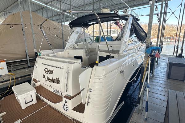 2006 Rinker 360 Express Cruiser