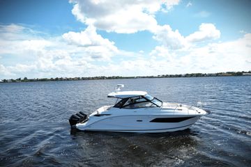 2021 Sea Ray Sundancer 320 Outboard