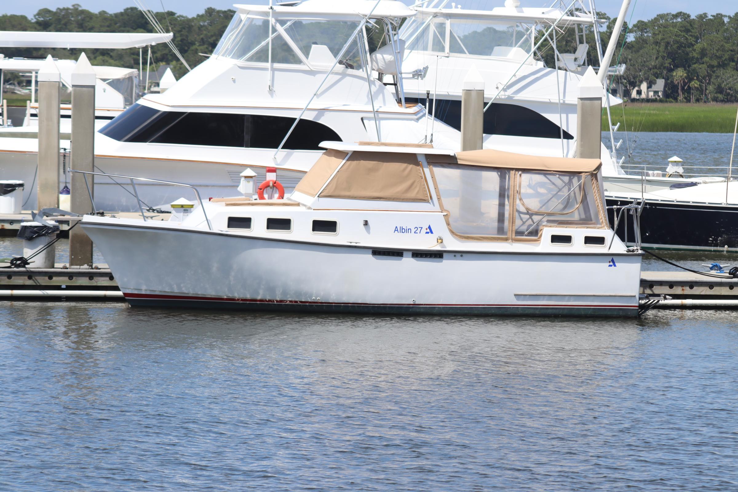 1988 Albin 27 Family