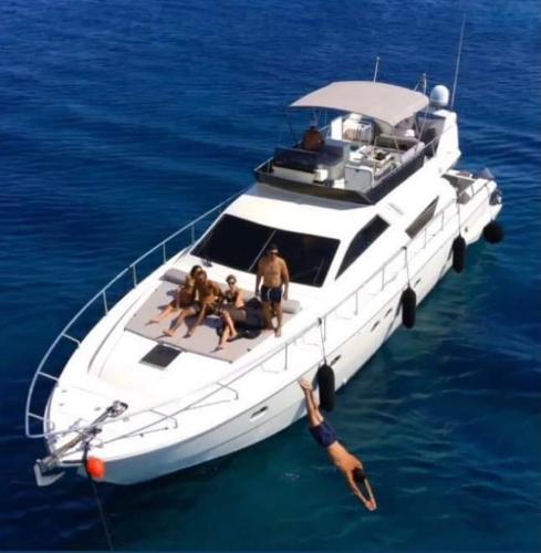1998 Ferretti Yachts FERRETTI 55