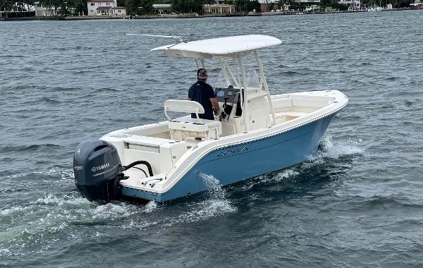 2023 Cobia 220CC