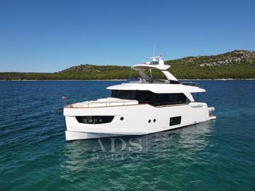 2016 Absolute NAVETTA 58