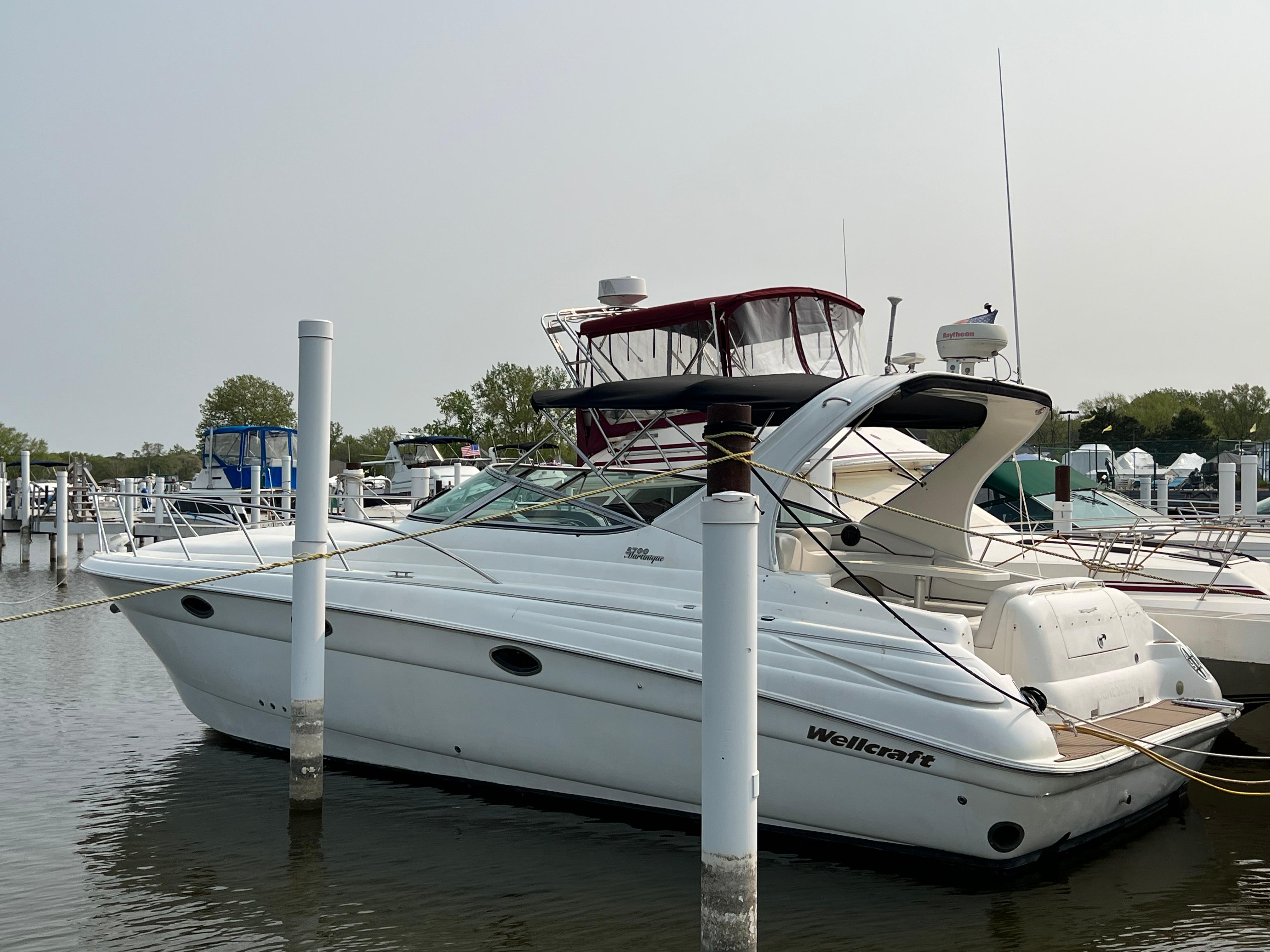 2001-wellcraft-martinique-3700-saint-joseph-michigan-boats
