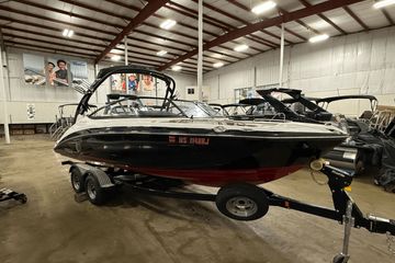 2018 Yamaha Boats 212 Limited S