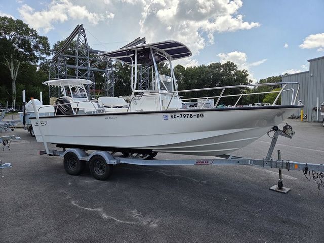 Boston Whaler 210 Montauk
