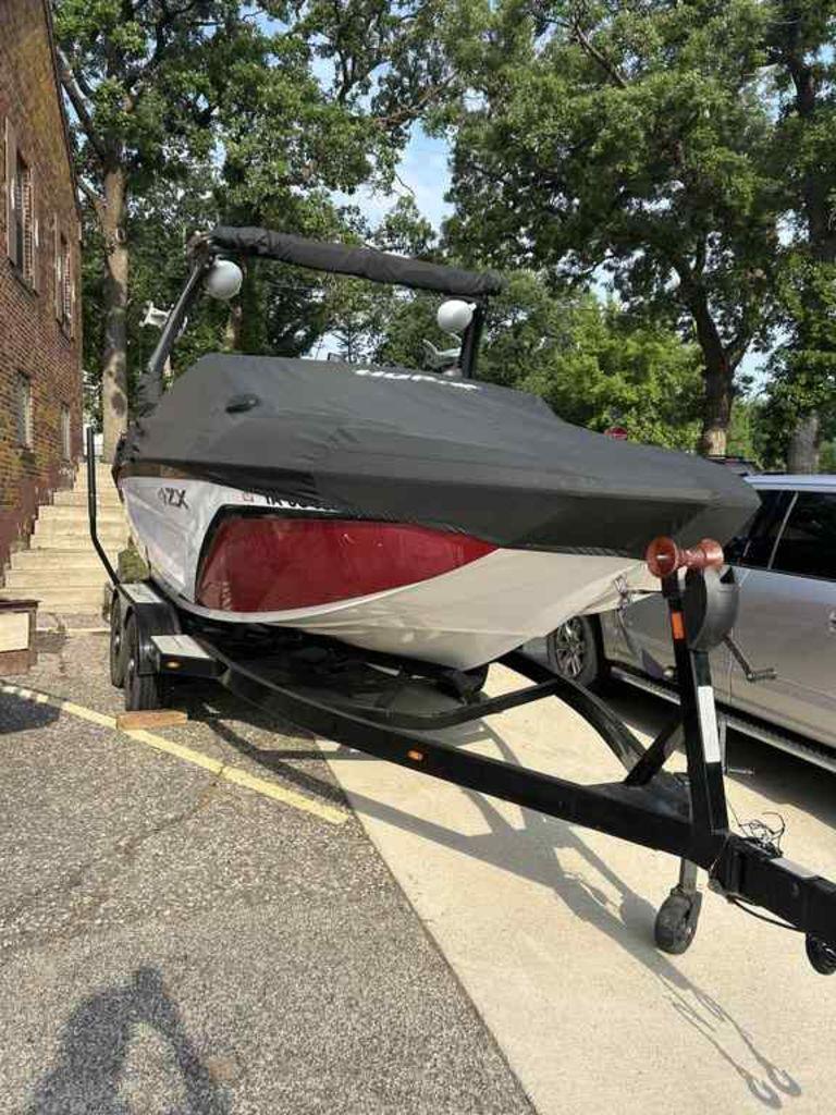 Tigé ZX1