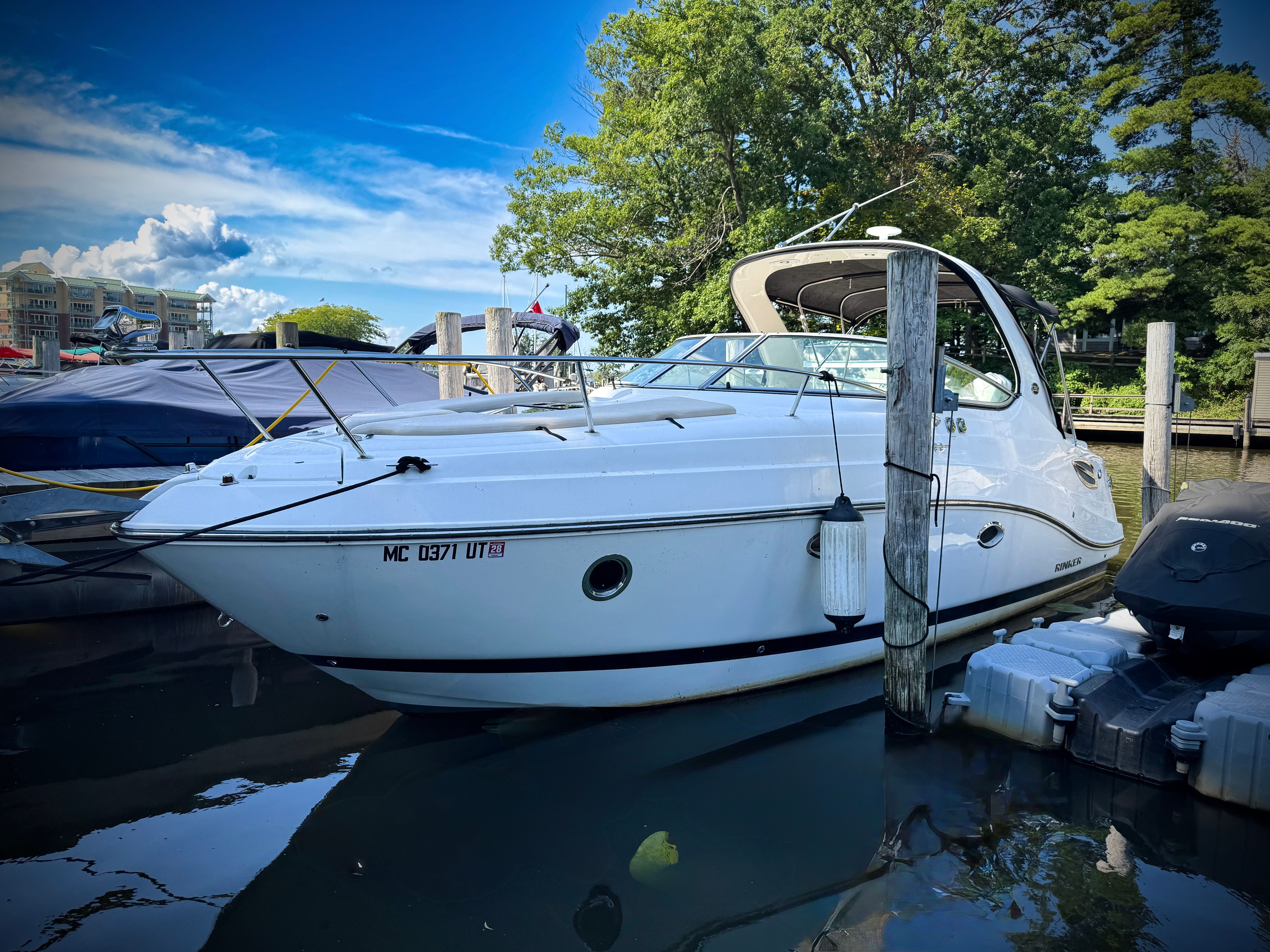 2016 Rinker 290 Express