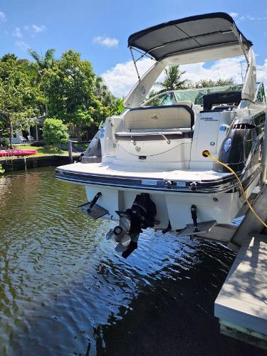2017 Monterey 295 Sport Yacht