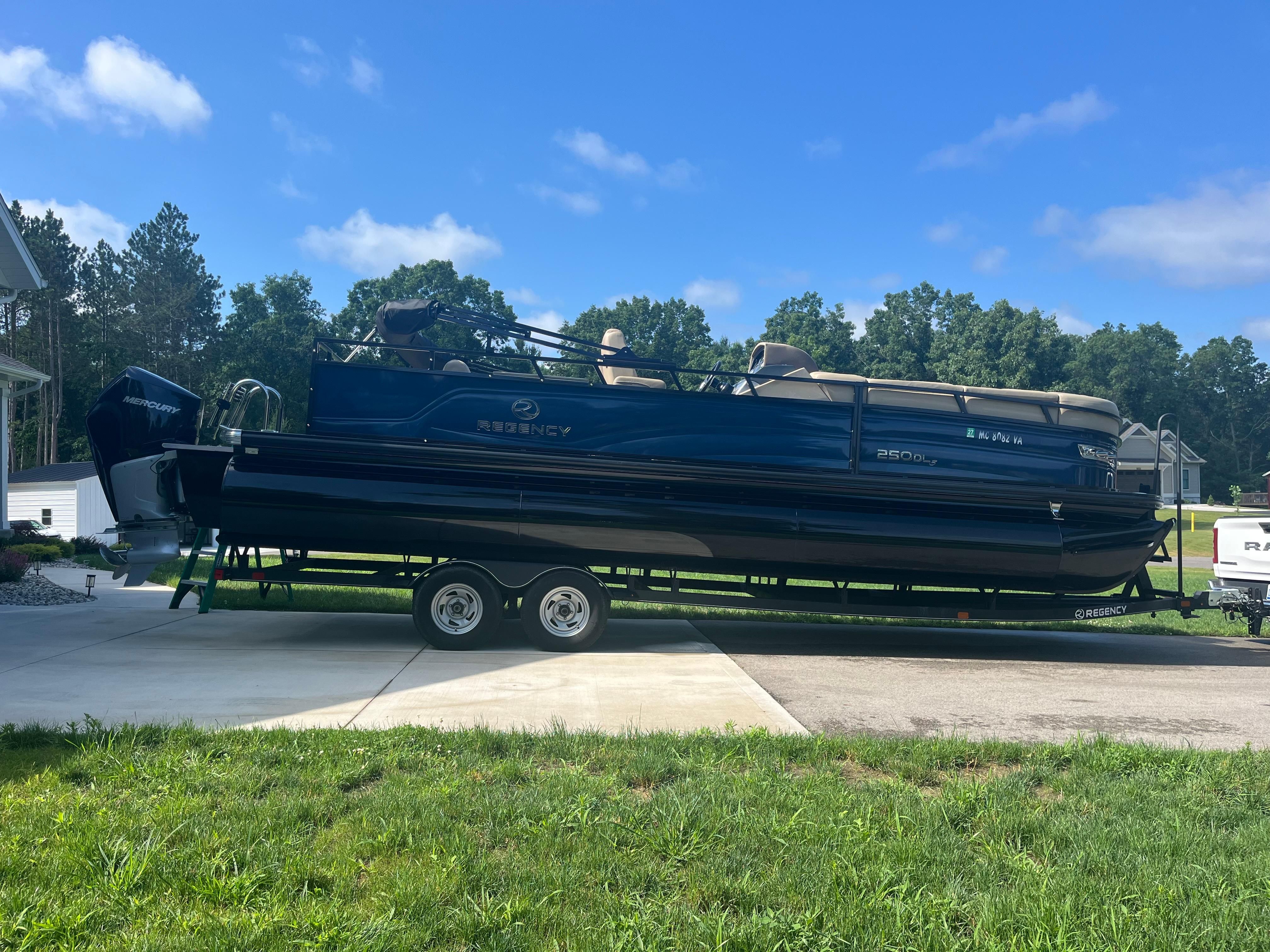 2022 Regency 250 DL3