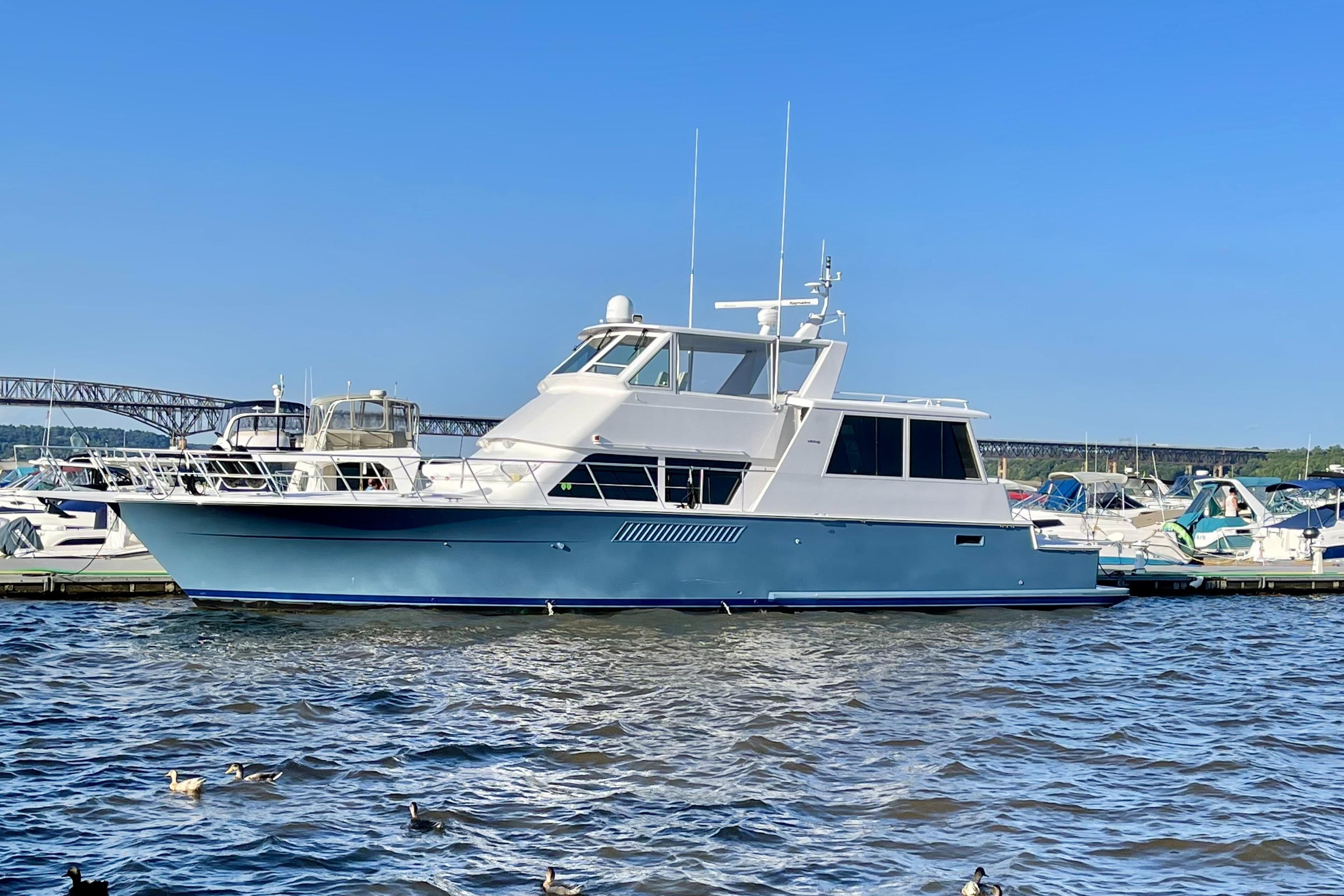 1999 Viking Cockpit Sports Yacht