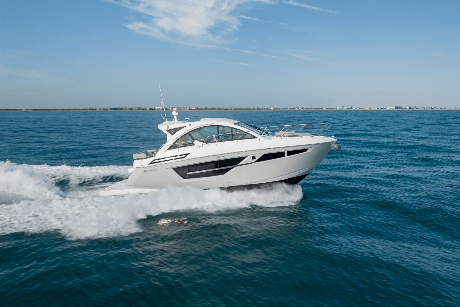 2026 Cruisers Yachts 50 Cantius