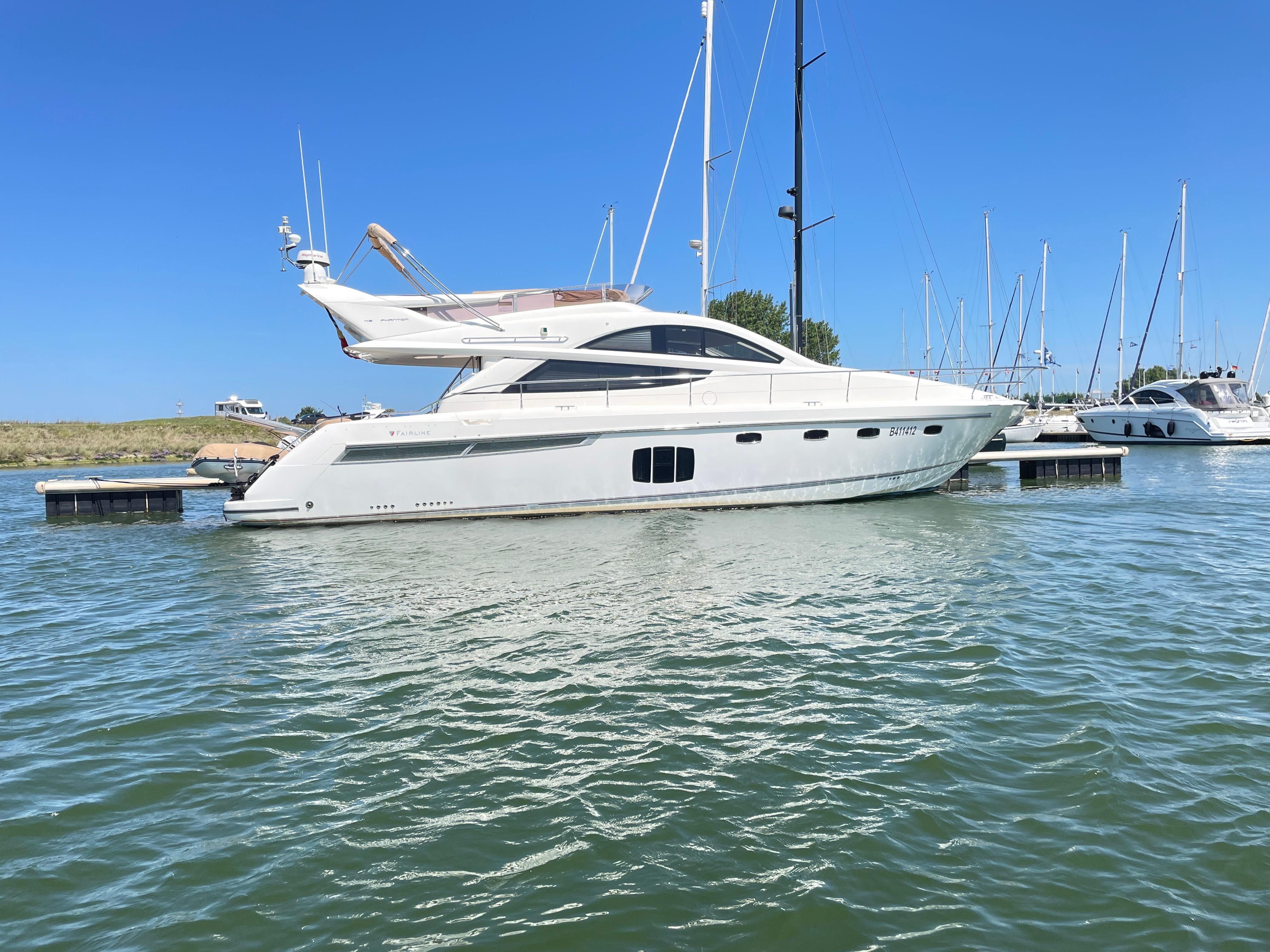 2009 Fairline Phantom 48