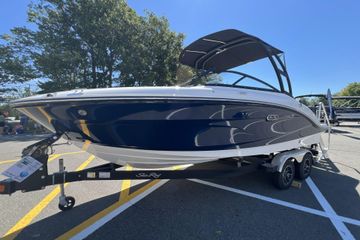2026 Sea Ray SPX 210