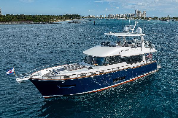 2022 Summit 54 Motoryacht