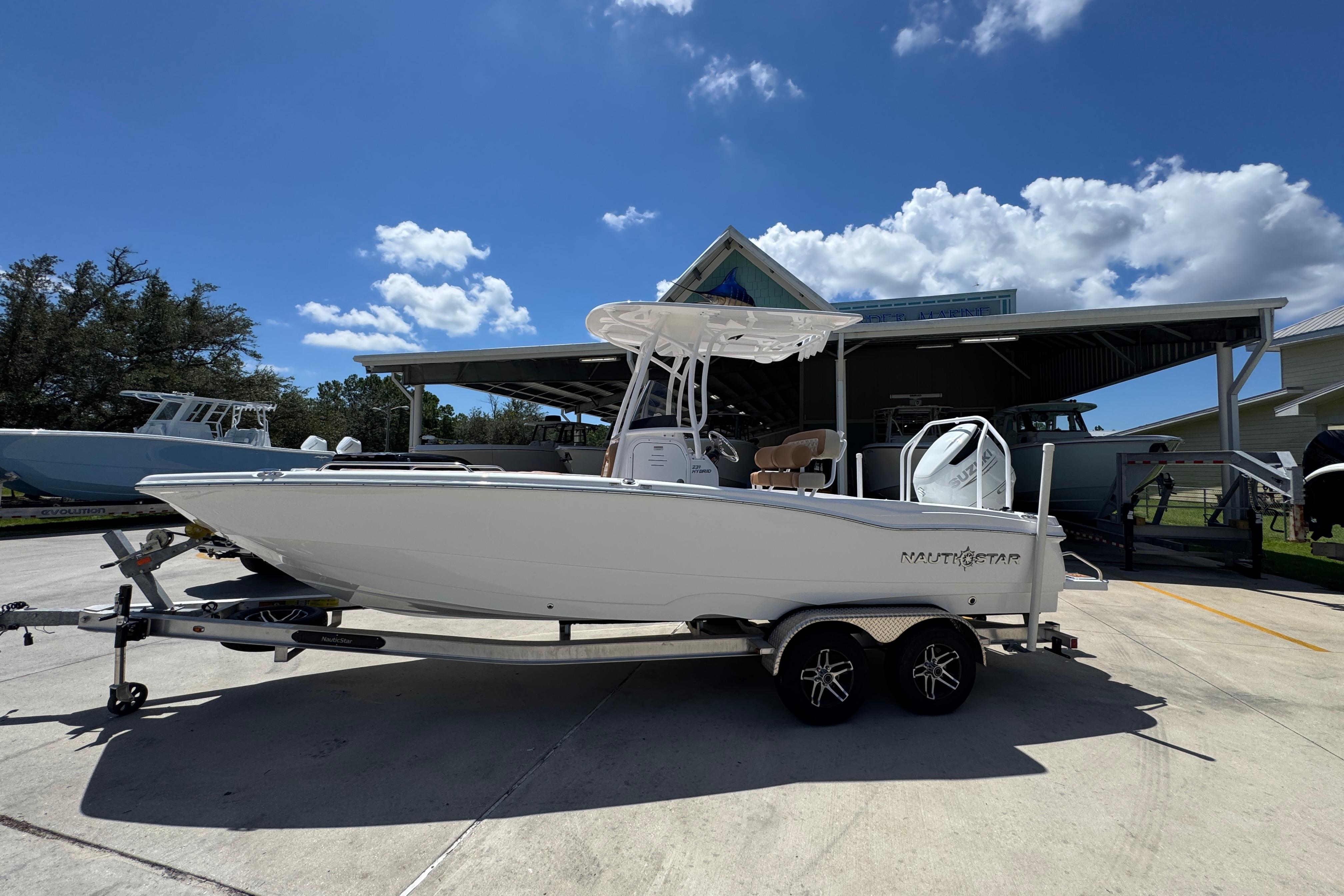 2026 NauticStar 231 Hybrid