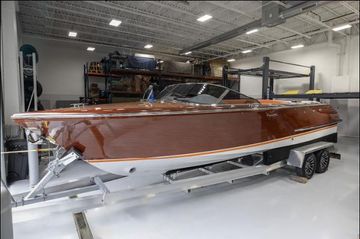 2025 Comitti Venezia V28