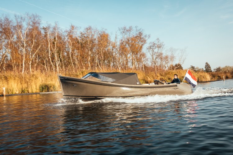 2024 Pieterman 860 Tender ( Snelvarend )
