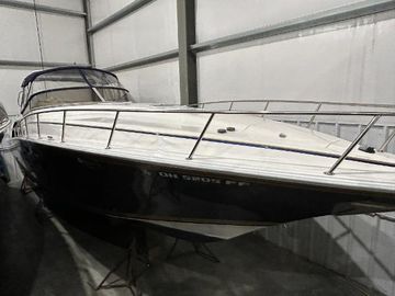2002 Fountain 38 Express Cruiser