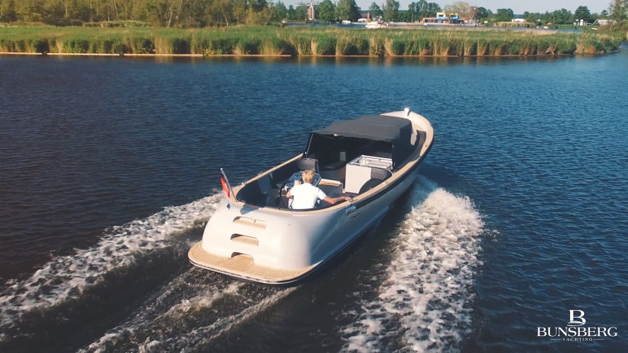 2025 Pieterman 860