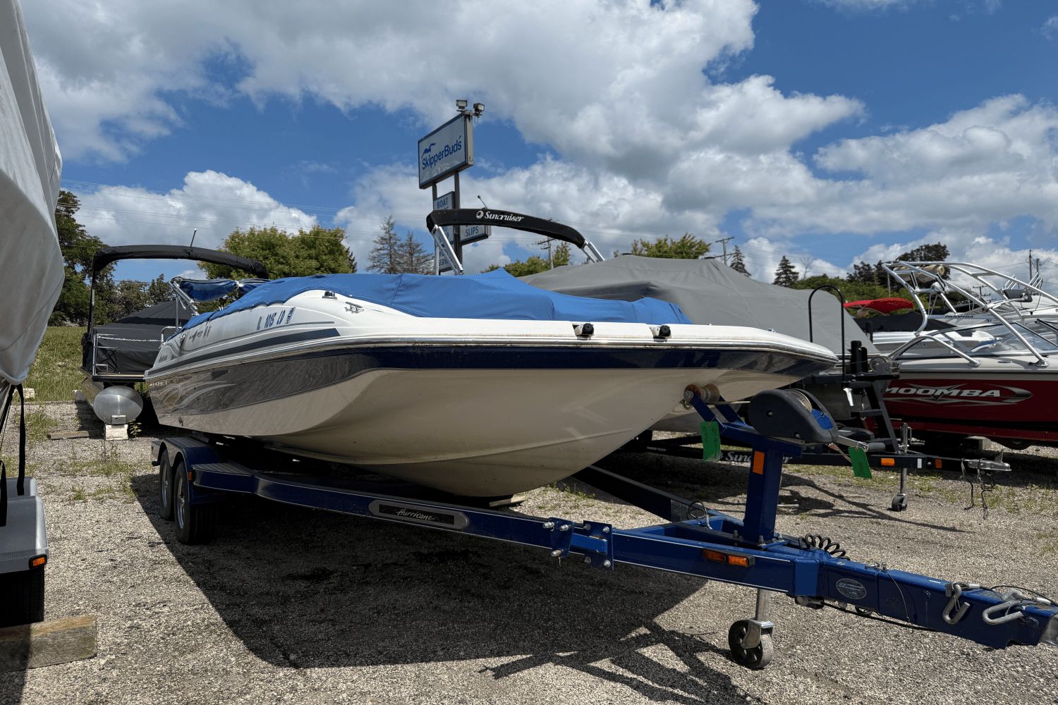 2011 Hurricane Sun Deck Sport 201