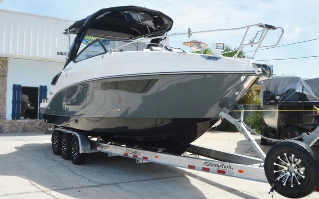 Granfort 300 GTX Cabin Cruiser