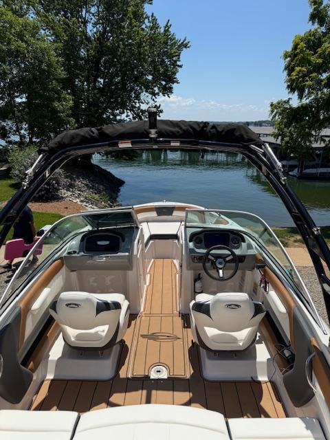 2023 Chaparral 21 SSi