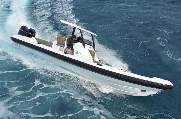 2022 21FT New Hard Top Welded Aluminum Saltwater Fishing Boat with Outboard  Engine - China Center Console Fishing Boats and Aluminum V Hull Boat price