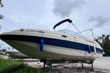 2004 Chaparral Sunesta 254