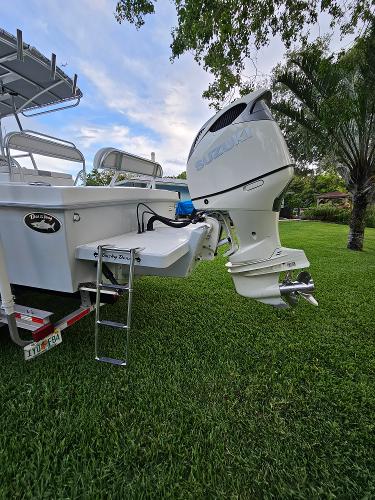 2018 Dusky 252XF