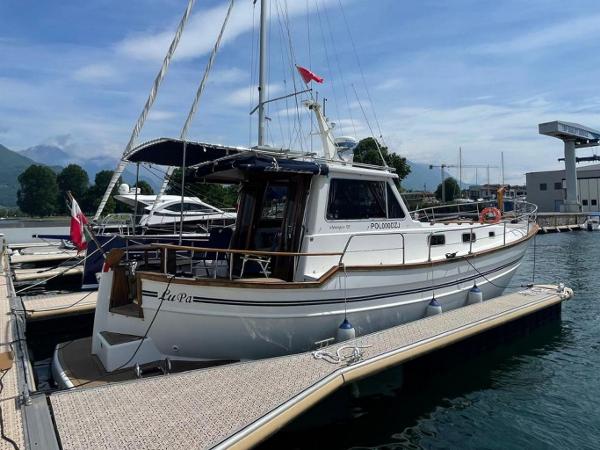 1999 Menorquin Yacht 120