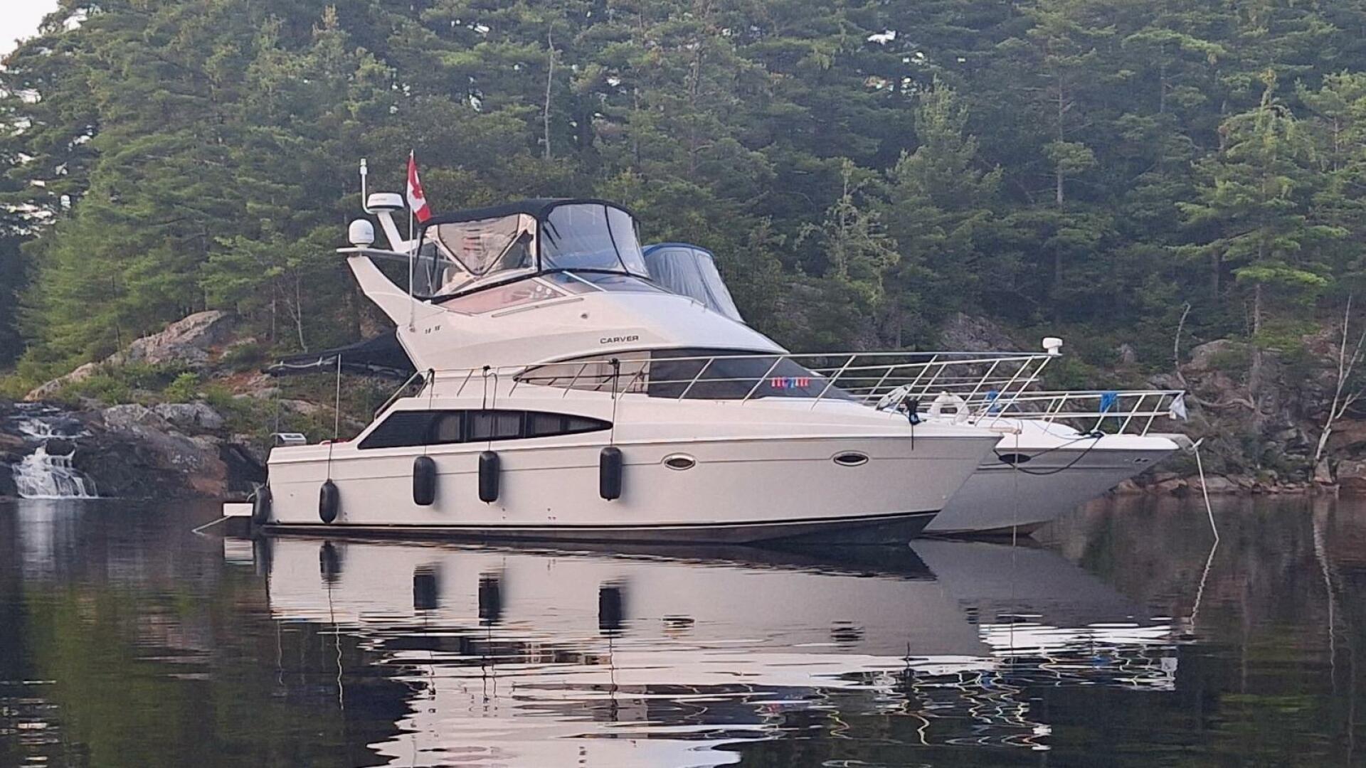 2005 Carver 38 Super Sport