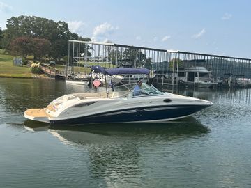 2008 Sea Ray 290 Sundeck