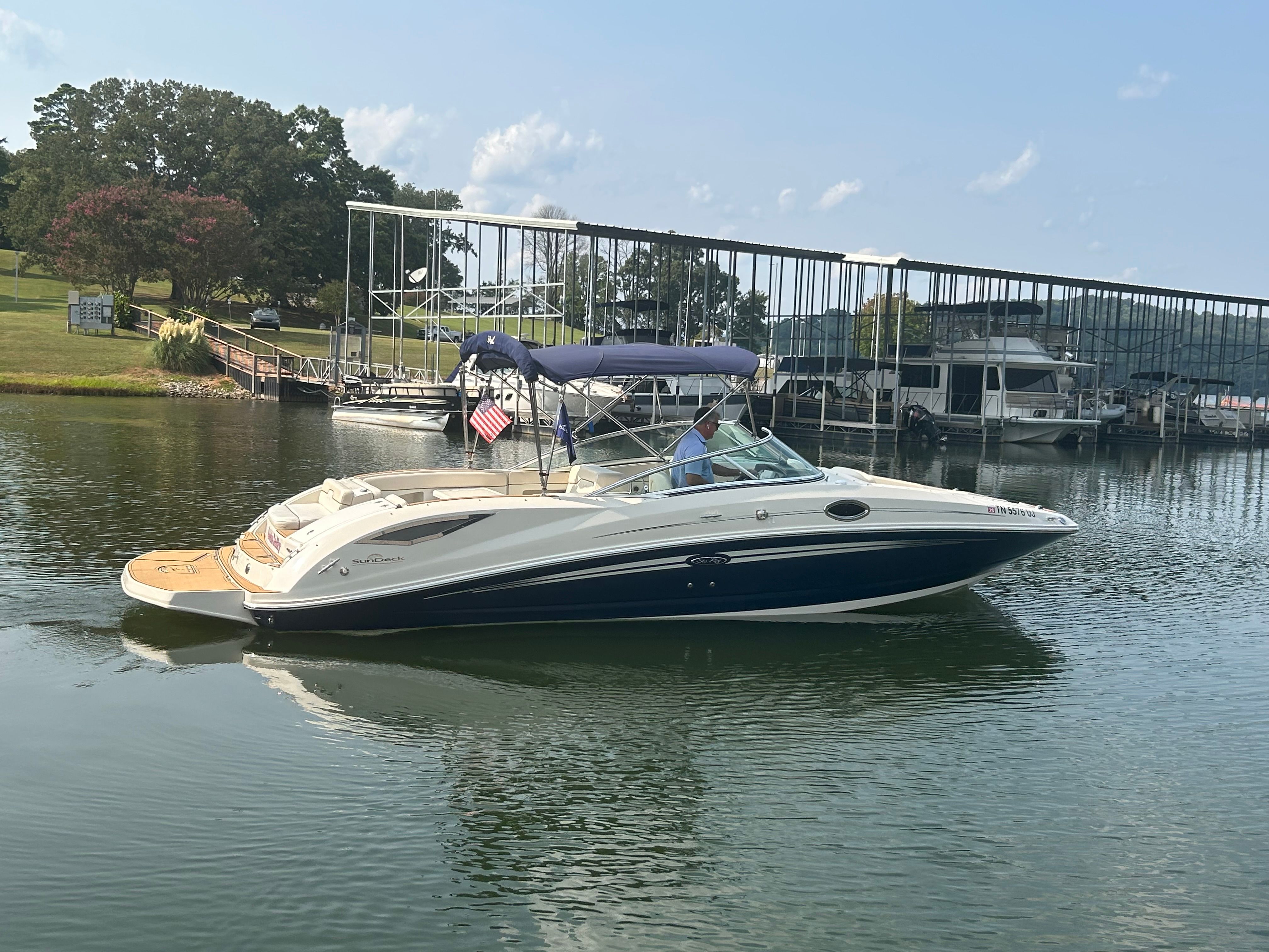 2008 Sea Ray 290 Sundeck