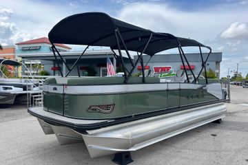 2025 Avalon 2385 Catalina Quad Lounger, Tri Toon High Performance