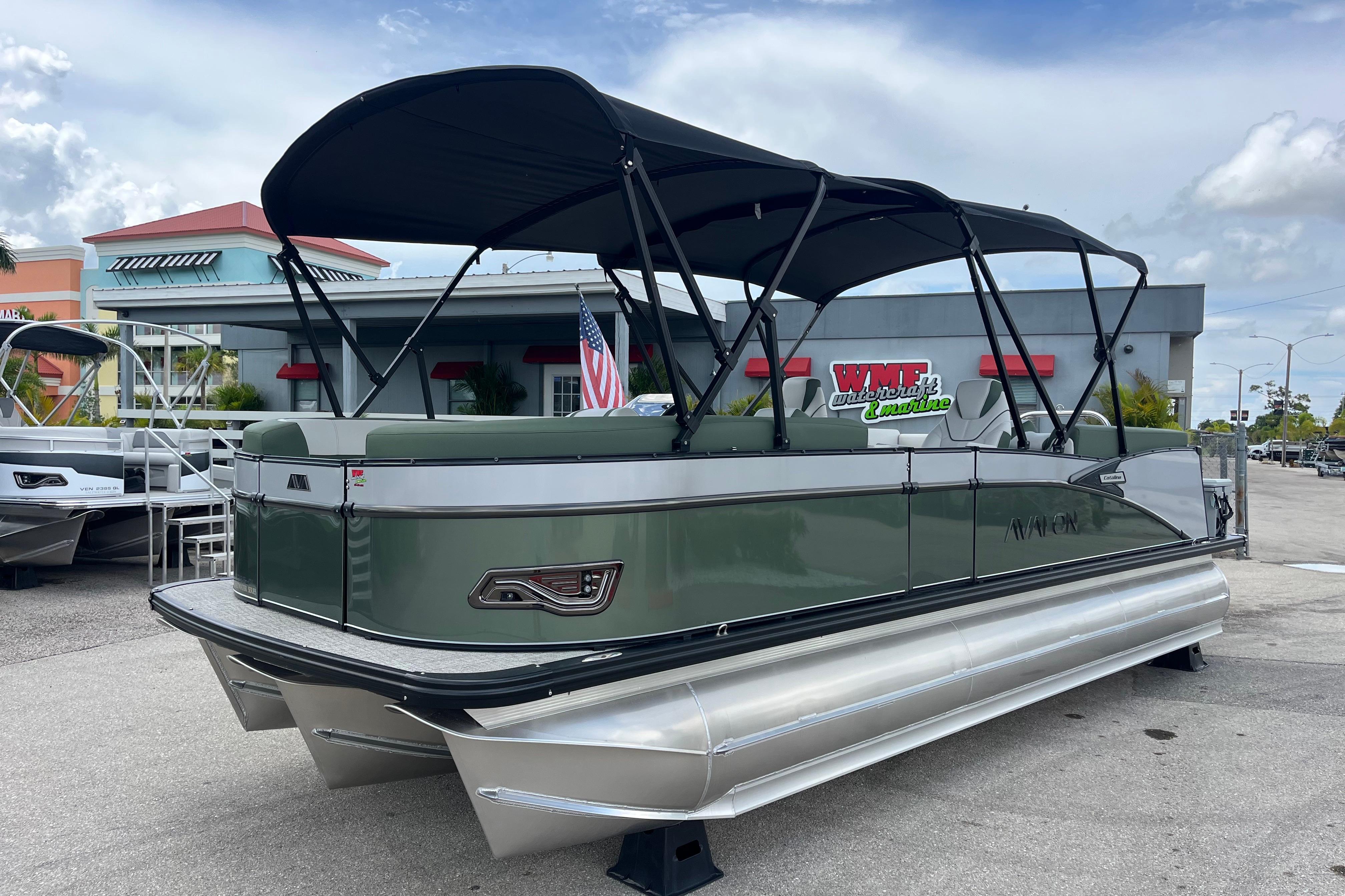 2025 Avalon 2385 Catalina Quad Lounger, Tri Toon High Performance