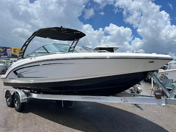 2024 Chaparral 23 SSi OB