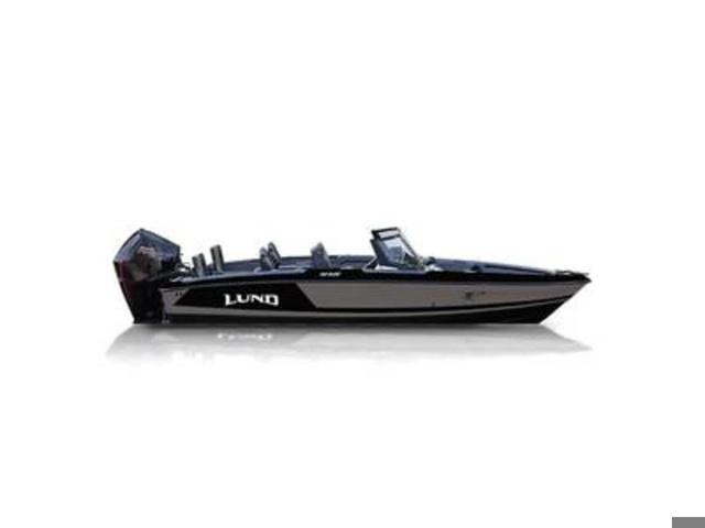 Lund 202 Pro-V GL Sport 2025 Lund 202 Pro-V GL Sport boat, sleek design, side view, black and gray color.