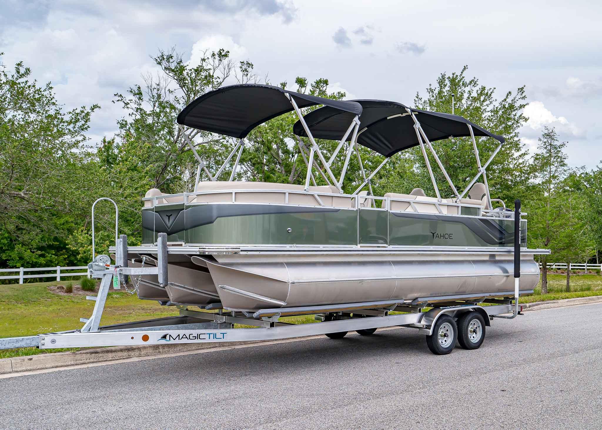 2025 Tahoe Pontoon SPORTS 85 REAR FISH