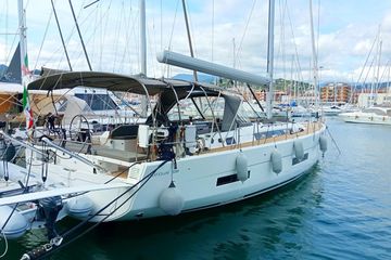 2021 Dufour 530
